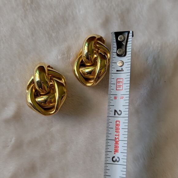 Erwin Pearl Vintage Gold Tone Clip-On Twisted Knot Earrings - Picture 4 of 4